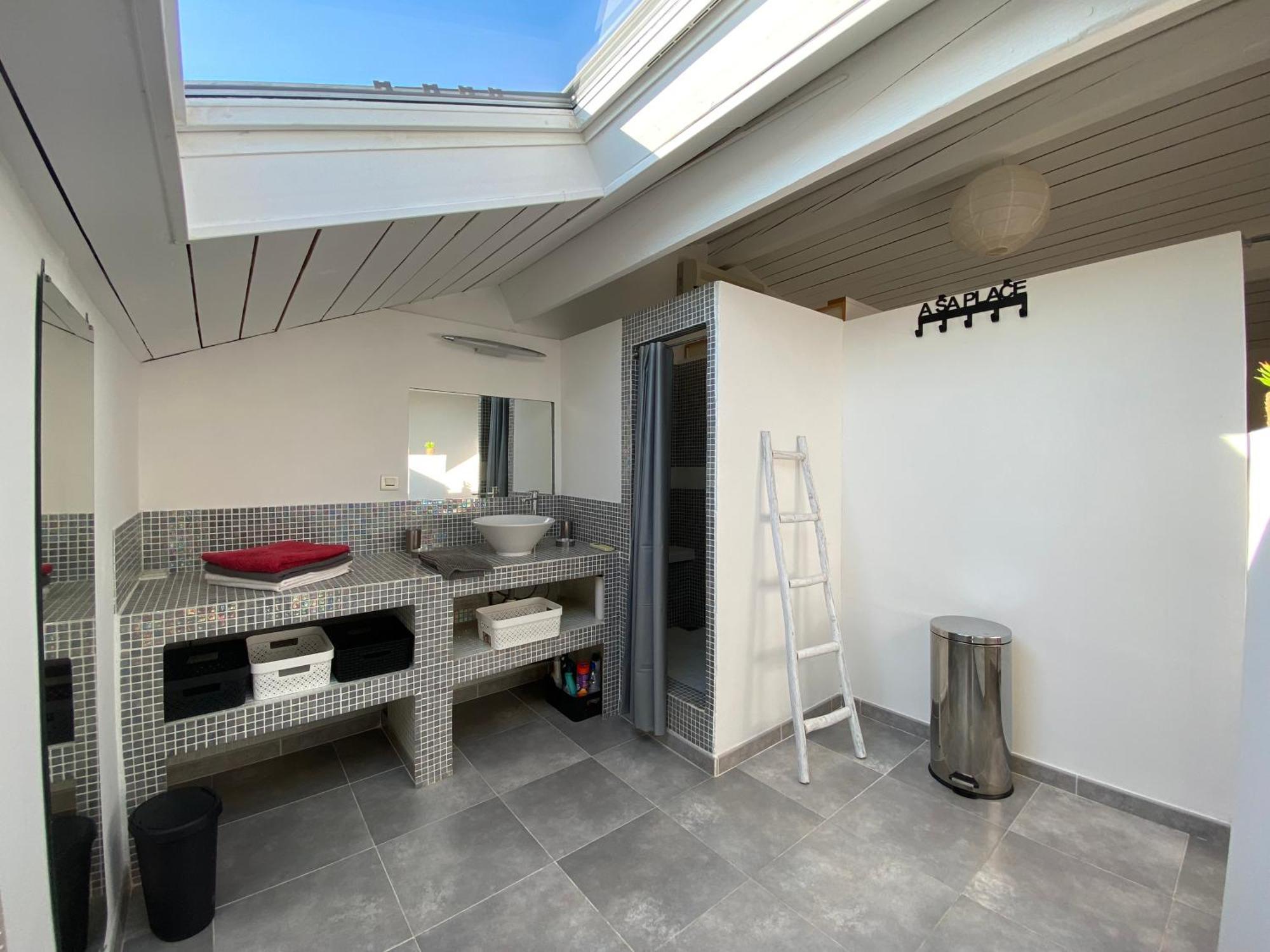 Villa Bienvenue Au 6 - Calme Et Charme De La Pierre. Fourques  Exterior foto